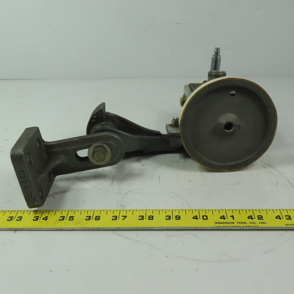 Durrant Cutler Hammer 39700 Shaft Encoder .060 Pulses Per Rev W/Swing Arm