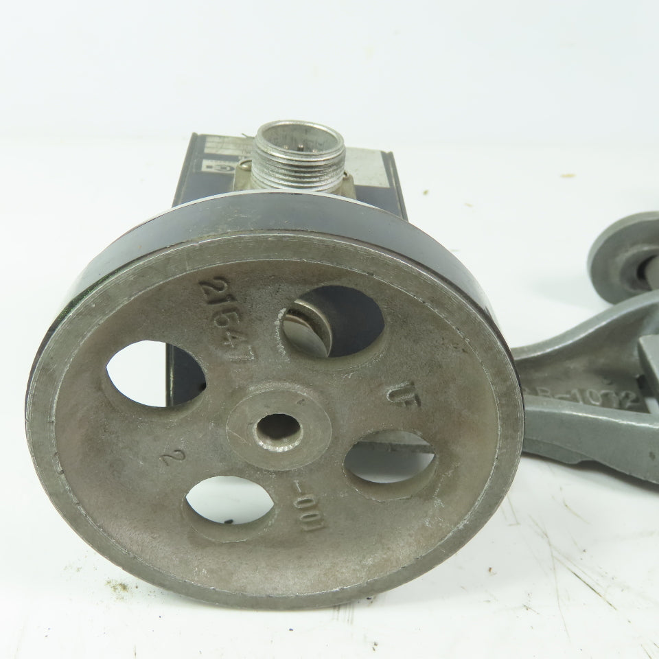 Durrant Cutler Hammer 39700 Shaft Encoder .060 Pulses Per Rev W/Swing Arm