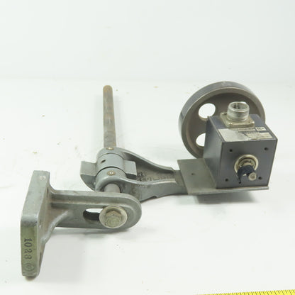 Durrant Cutler Hammer 39700 Shaft Encoder .060 Pulses Per Rev W/Swing Arm