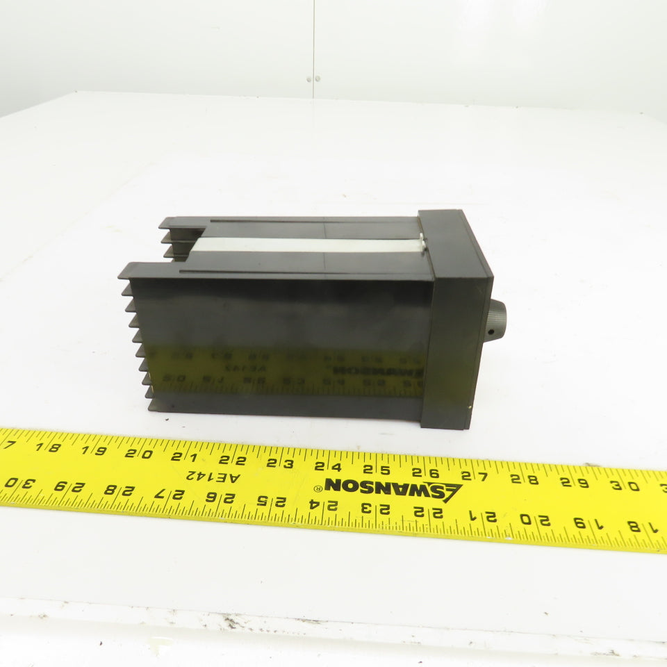 Chromalox C76BF-3000-111-20-AE Type J Temperature Controller 0-300°F