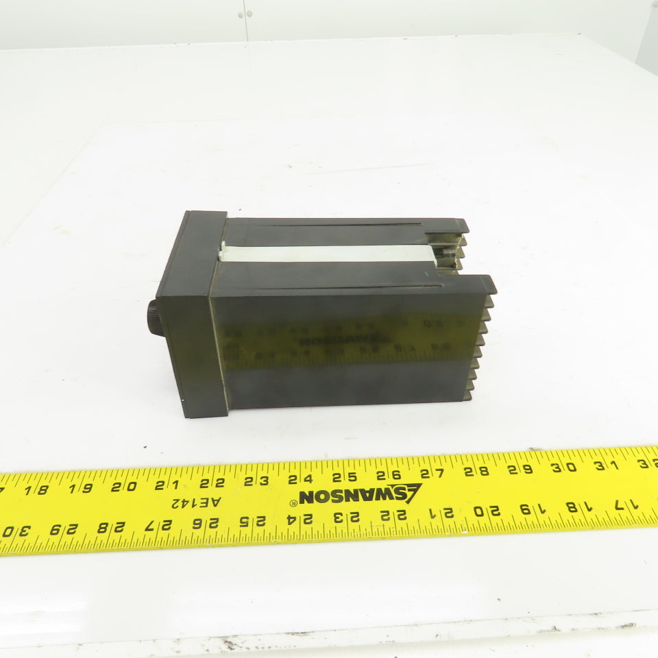 Chromalox C76BF-3000-111-20-AE Type J Temperature Controller 0-300°F