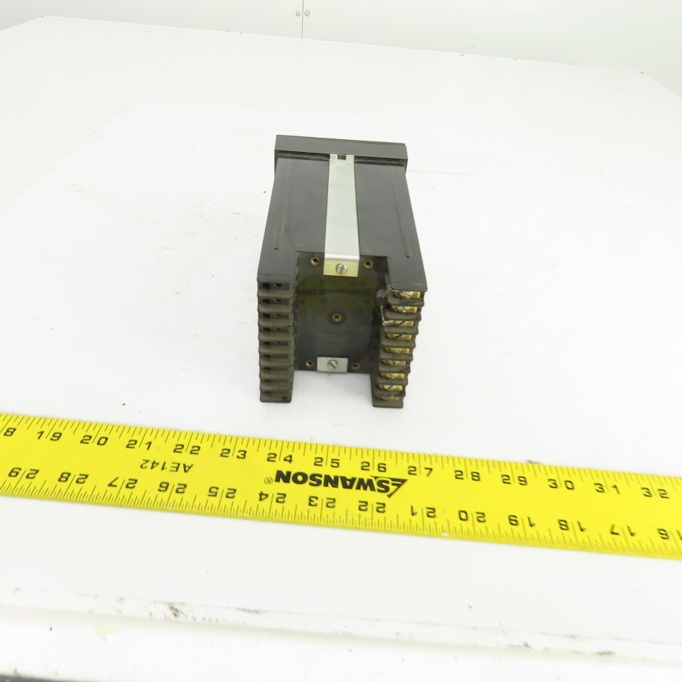 Chromalox C76BF-3000-111-20-AE Type J Temperature Controller 0-300°F