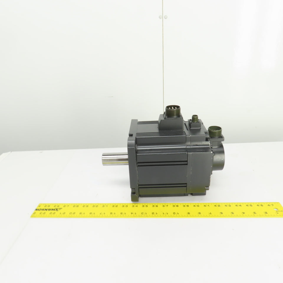 Mitsubishi HC353BS HC353BS-A51 3.5kW AC Servo Motor 3000RPM 151V W/Encoder