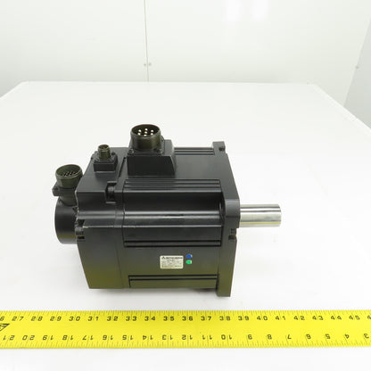 Mitsubishi HC353BS HC353BS-A51 3.5kW AC Servo Motor 3000RPM 151V W/Encoder