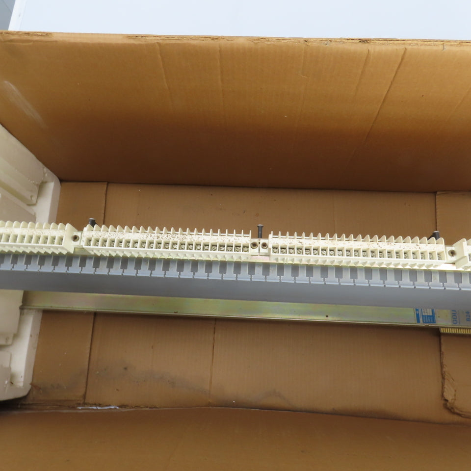 Gould AS-B240-000 Modicon B240-000 I/O Rack Assembly Housing