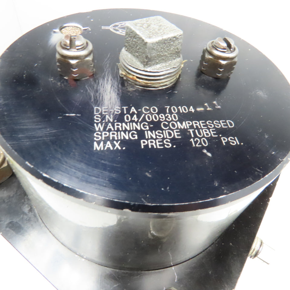 Destaco 70104 Pneumatic Driven Single Acting Hydraulic Pressure Converter