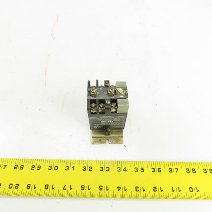 Allen Bradley 852S-A Ser F Solid State Timer Module 120V Line 300V Max Output