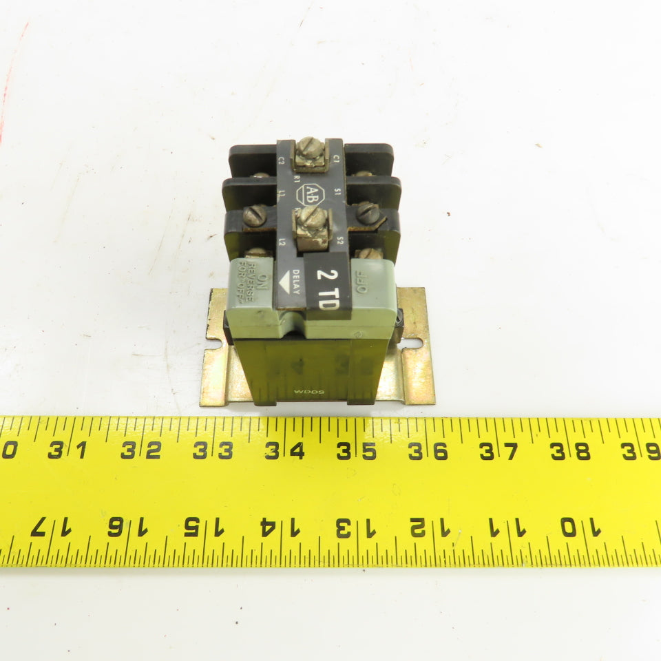 Allen Bradley 852S-A Ser G Solid State Timer Module 120V Line 300V Max Output