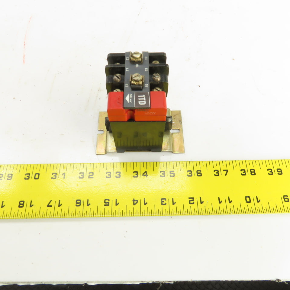 Allen Bradley 852S-A Ser F Solid State Timer Module 120V Line 300V Max Output