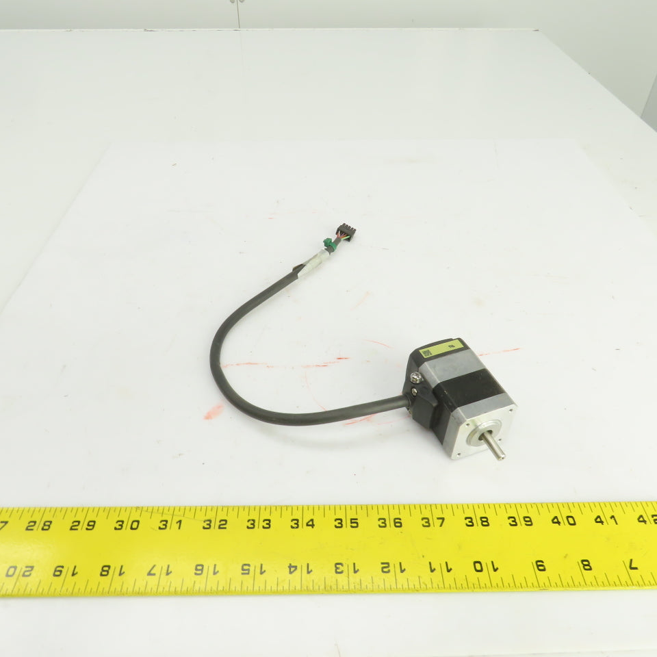 Oriental Motor ARM46SAK Stepper Motor 2.04VDC 6mm Shaft Broken Cover