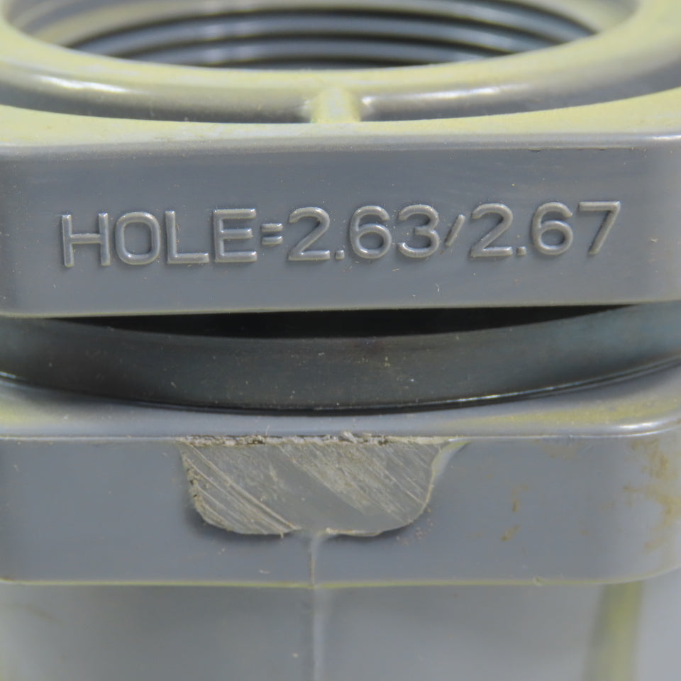 Hayward 1-1/2"-1-1/2" FPT Bulkhead tank Fitting Schedule 80 Gray PVC