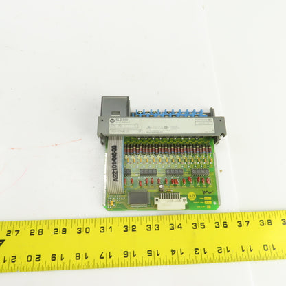 Allen Bradley 1746-IV16 Ser C SLC500 Input Module