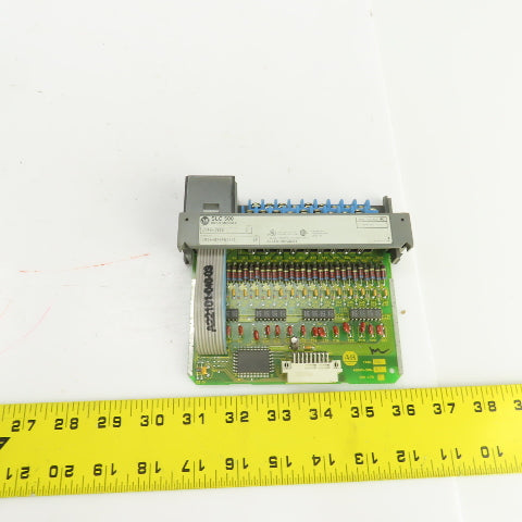 Allen Bradley 1746-IV16 Ser C SLC500 Input Module