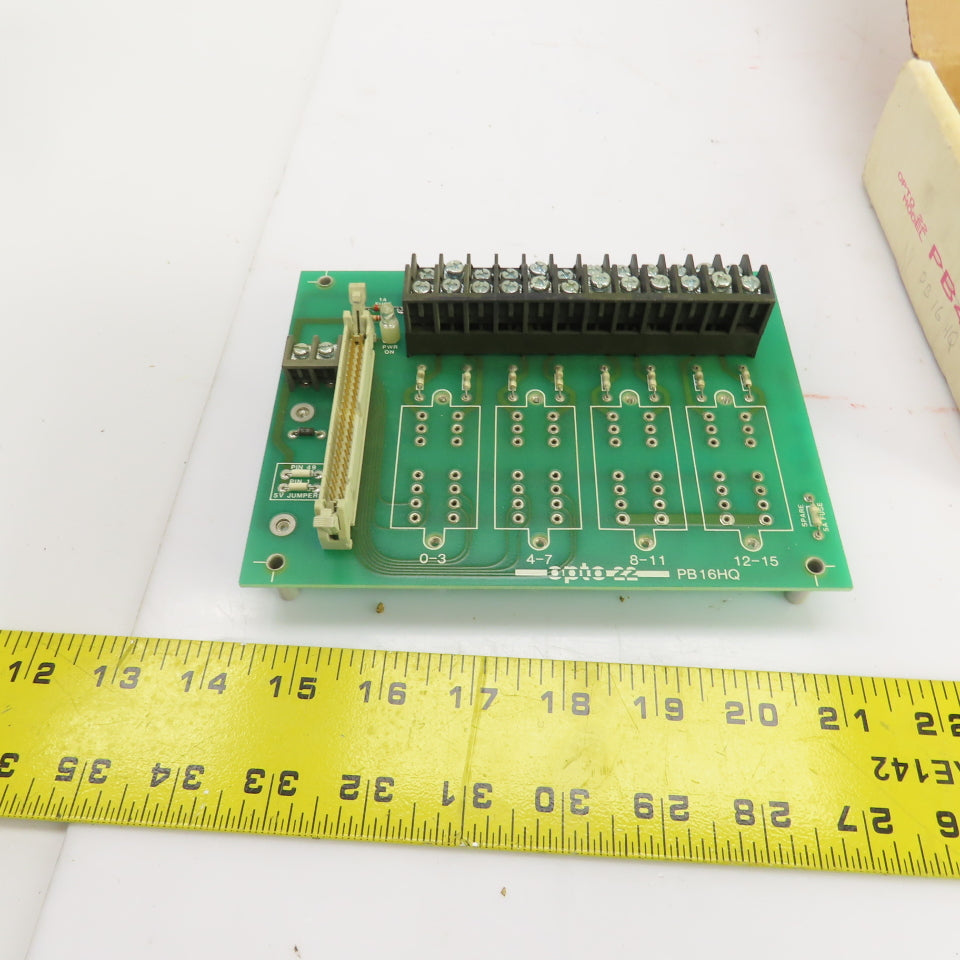 Opto 22 PB16HQ 001824 4-Module Mounting Rack