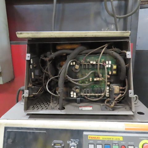 Lincoln ED4102016 Fanuc 6 Axis Dual Zone Robotic Welding Cell 480V 3PH No Welder