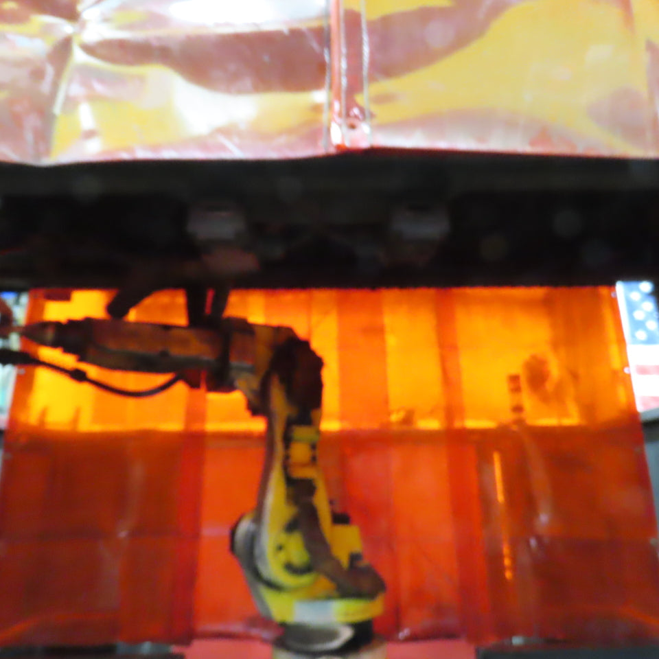 Lincoln Fanuc 6 Axis Dual Zone Robotic Welding Cell 480V 3PH 570A Power Wave 455