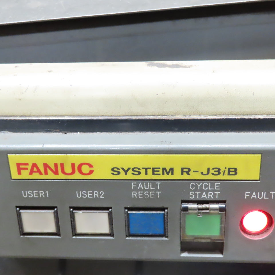 Lincoln Fanuc 6 Axis Dual Zone Robotic Welding Cell 480V 3PH 570A Power Wave 455