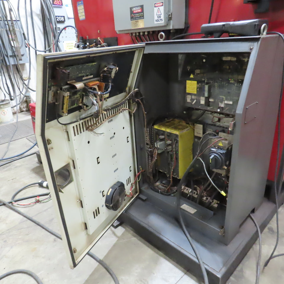 Lincoln Fanuc 6 Axis Dual Zone Robotic Welding Cell 480V 3PH 570A Power Wave 455