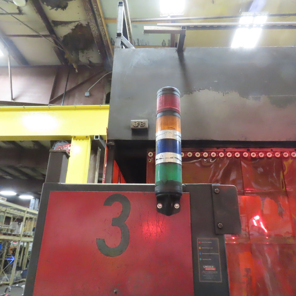 Lincoln Fanuc 6 Axis Dual Zone Robotic Welding Cell 480V 3PH 570A Power Wave 455