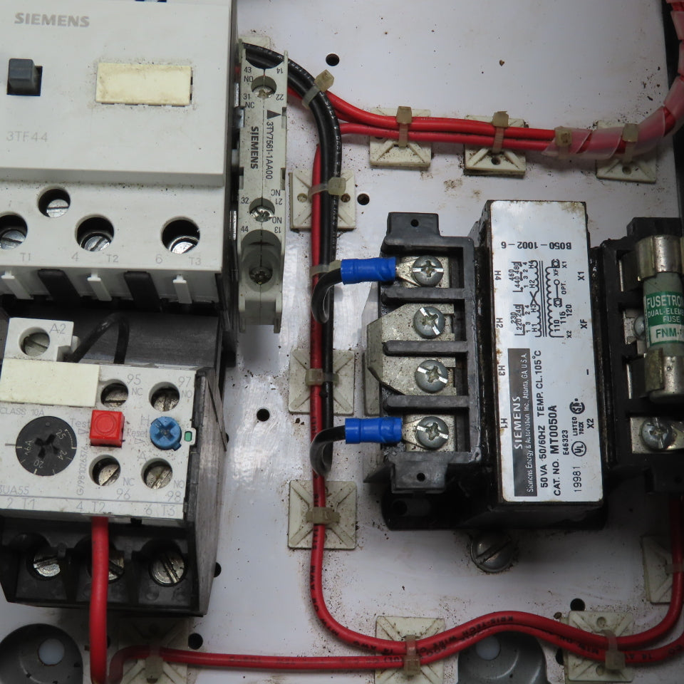Siemens SCFHE11120 Combination Motor Starter Controller 120V Coil 25HP 600V