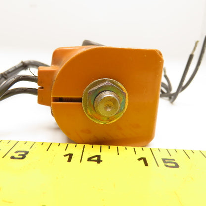 Sperry Vickers U131T03 1/4" 3 Port Solenoid Valve 24VDC Lot Of 2