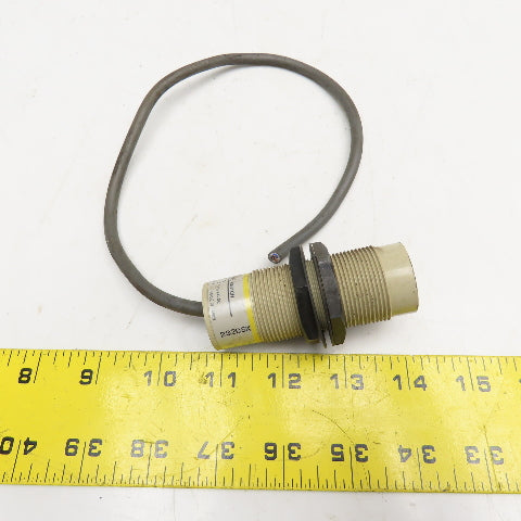 Omron E2K-X15ME2 Captive Proximity Switch 12-24VDC