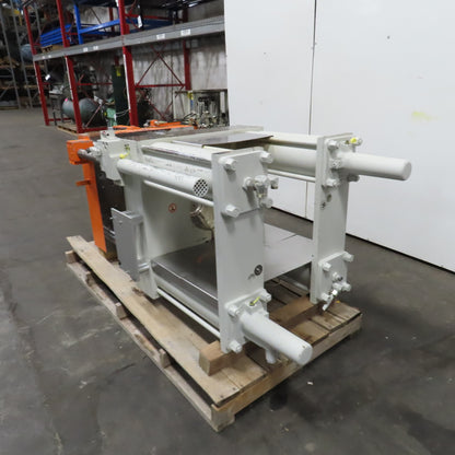 Krauss Maffei KM 150-390-55C2 4-Post Injection Molding Platen Assembly 150 Ton