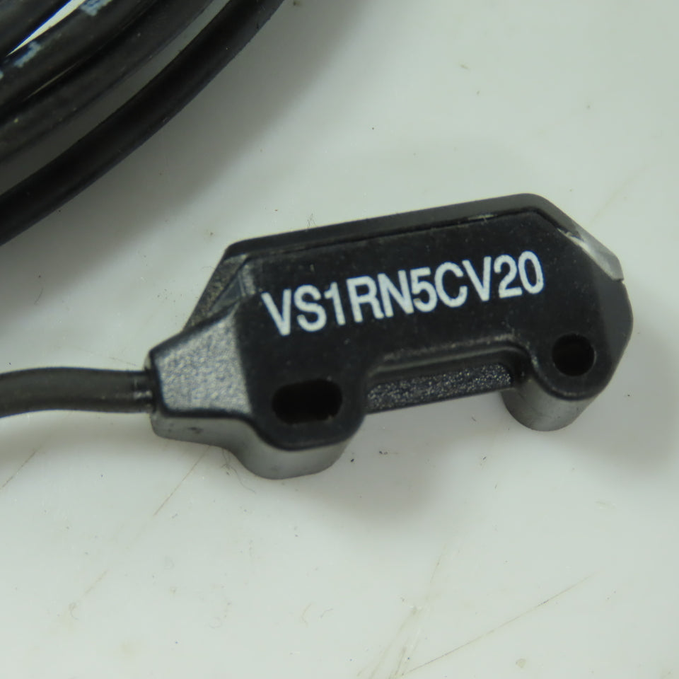 Banner Engineering VS1AN5CV20 Miniature Convergent Sensor