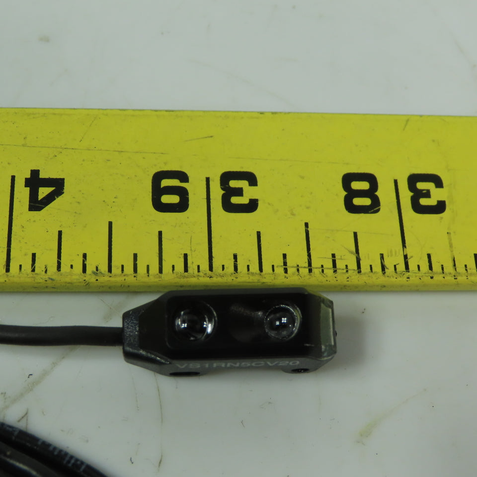 Banner Engineering VS1AN5CV20 Miniature Convergent Sensor