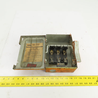 Dayton 4X455 30A Fusible Safety Disconnect Switch 240VAC 3 To 7-1/2HP 3PH