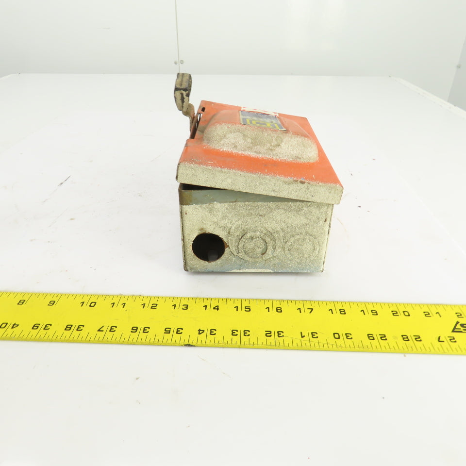 Square D D-221N 30A Fusible Safety Disconnect Switch 240VAC 1-1/2 To 7-1/2HP
