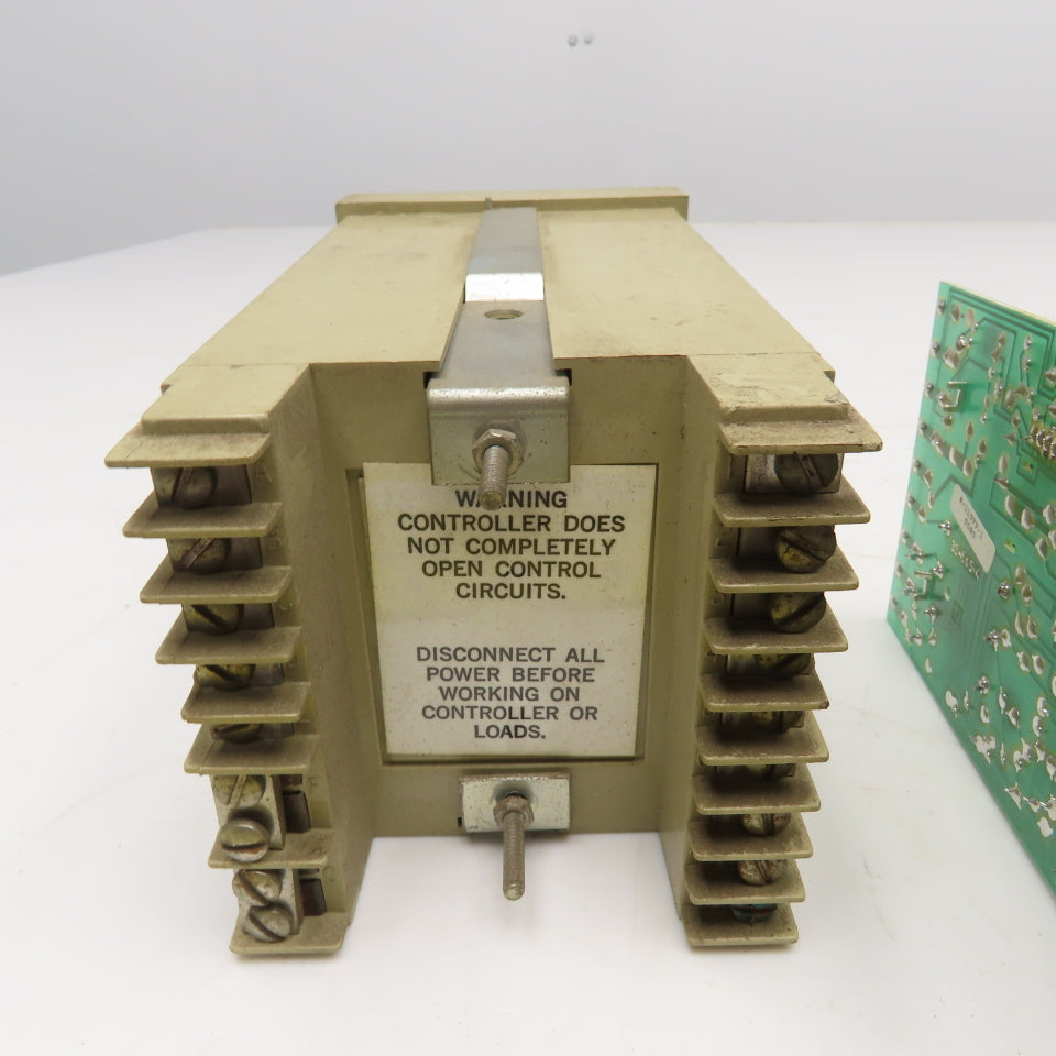 Barber Colman 121L-10016-031-1-00 Temperature Controller 0-100°F