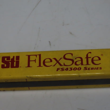 STI 42676-0200 F943200BR-1 20" Flex-Safe Light Safety Curtain Receiver