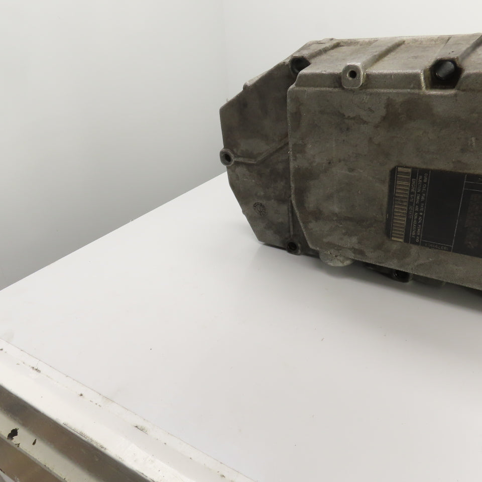 International 1830625C1 Engine Valve Cover