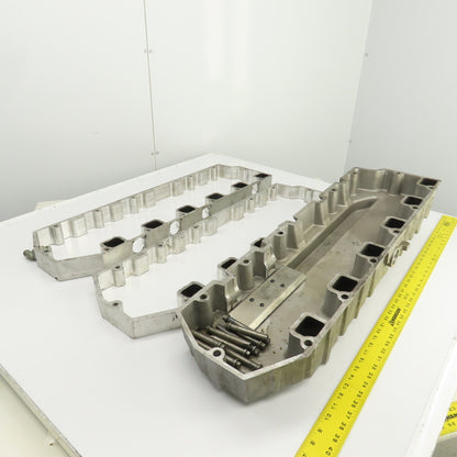 International 1830625C1 Engine Valve Cover