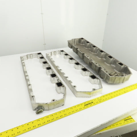International 1830625C1 Engine Valve Cover