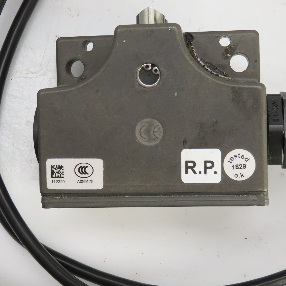 Euchner SN02D12-502-MC1688 Limit Switch. 230V W/2 Plunger & 13' Lead