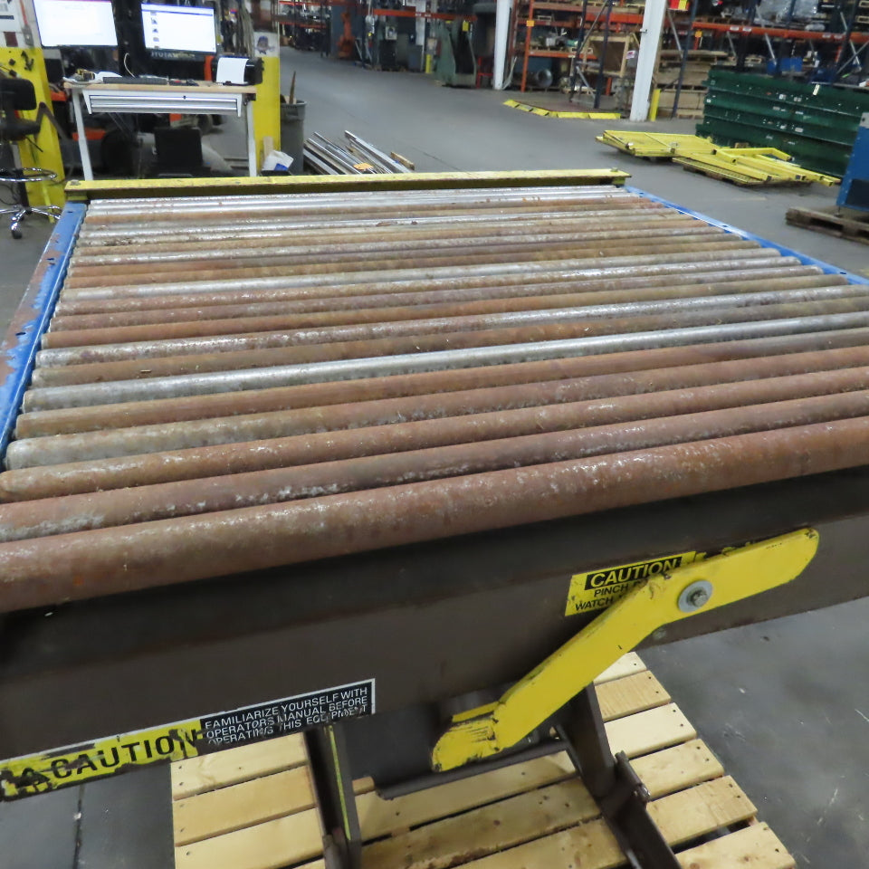 Autoquip 36SM25 2500Lbs. 48" x 48" Pneumatic Lift Table Gravity Conveyor 48"Lift