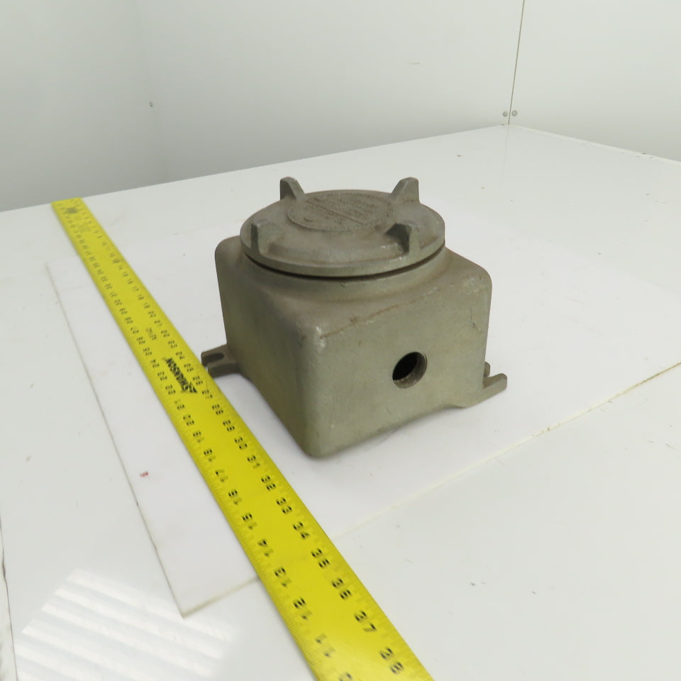Adalet 7-1/2" x 6-1/2" Hazardous Locations Outlet Junction Box 1" & 3/4" NPT