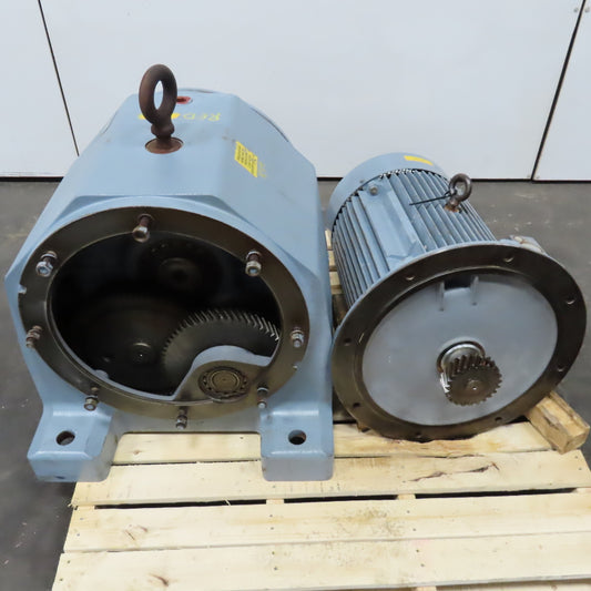 Sew R163DV225S4 49Hp 33 RPM Output 330/575V 3Ph AC Gear Motor Separated