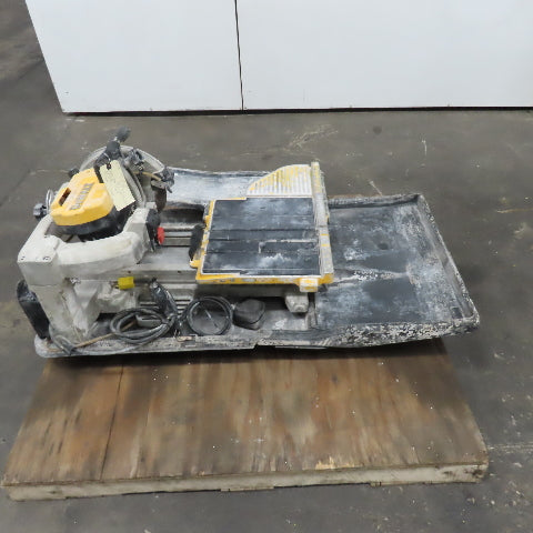 DeWalt D24000 10" Heavy Duty Wet Tile Circular Saw 115V 1Ph