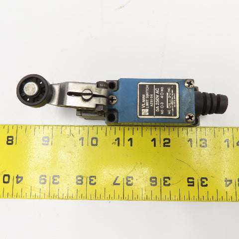 Matsushita AZ8014 5A 250V VL Mini Limit Switch Lot Of 2