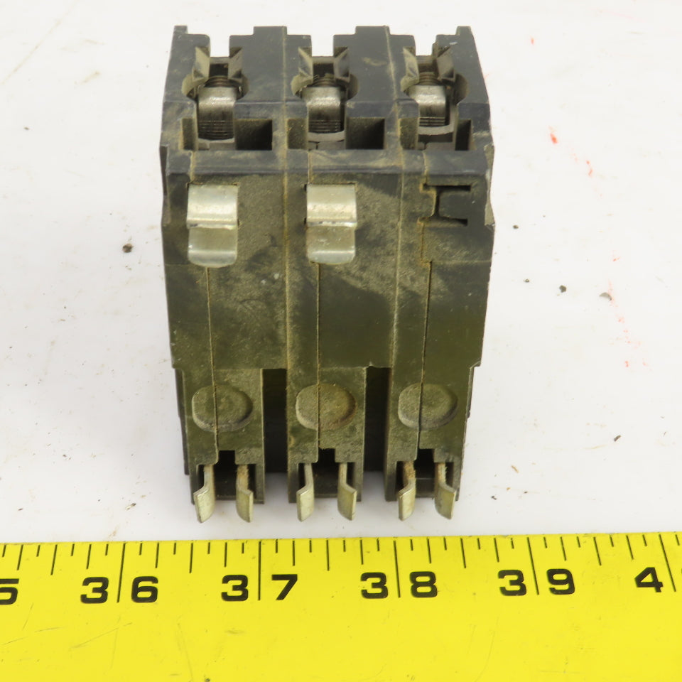 Square D Type QO 40A Plug-On Circuit Breaker 120/240VAC 3 Pole