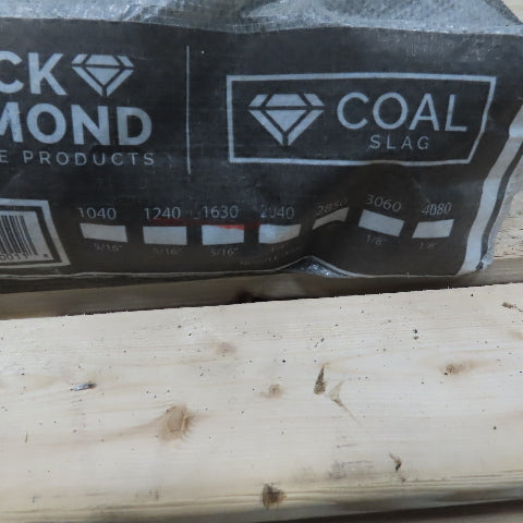 Black Diamond  Coal Slag 20/40 Medium Abrasive Blasting Media 50lb Bag Lot of 8