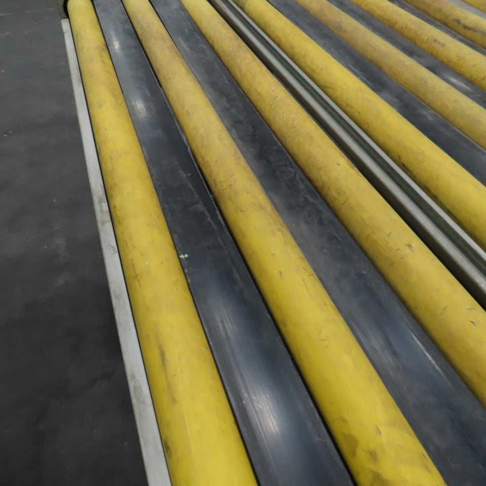 Giardina 22060 58" x 96" Power Roller Transfer Conveyor 14FPM 208-480V 3PH