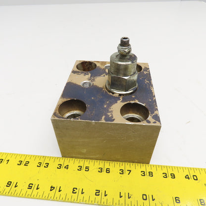 Sun Hydraulics 8106 Aluminum Manifold Block W/ 8109 Cartridge Valve