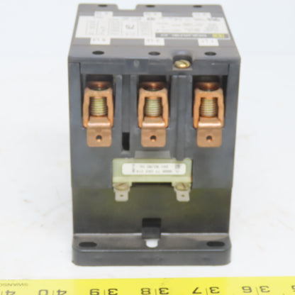 Square D  8910 DPA73 E Ser A Definite Purpose Contactor 40Hp 3 Pole 24V Coil