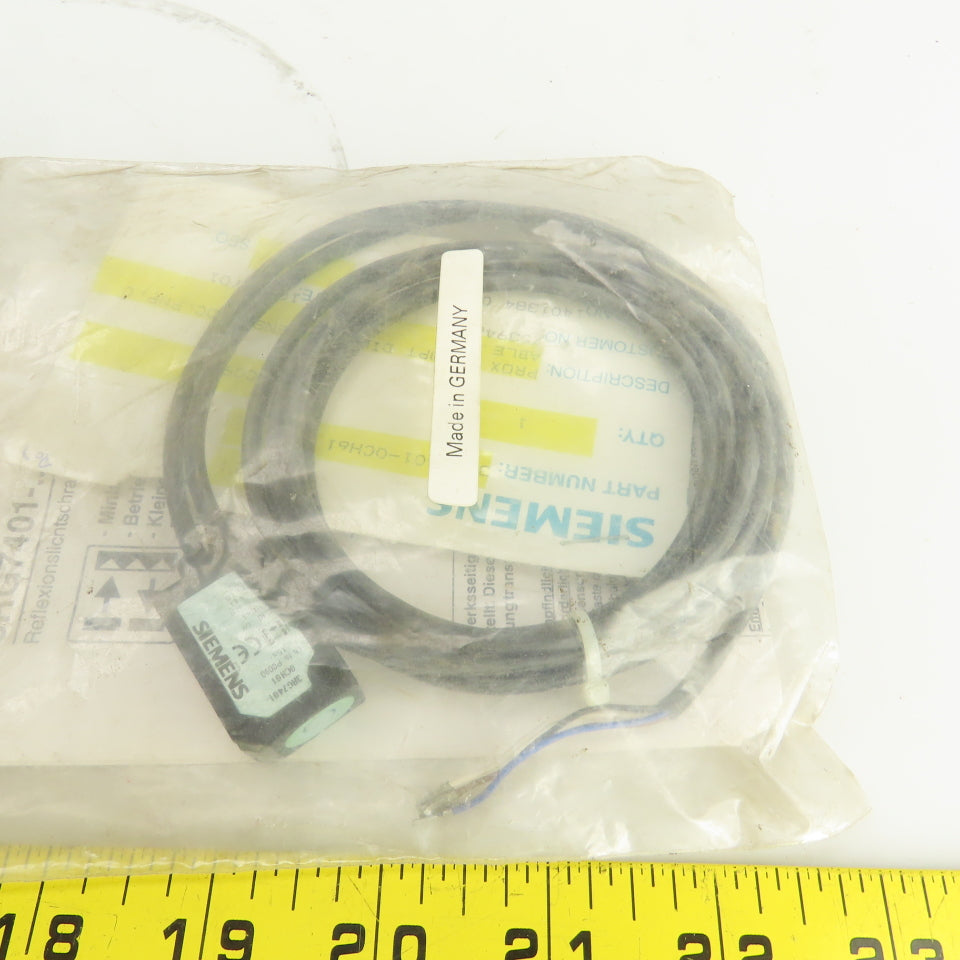 Siemens 3RG7401-0CH61 Retro Reflective Sensor