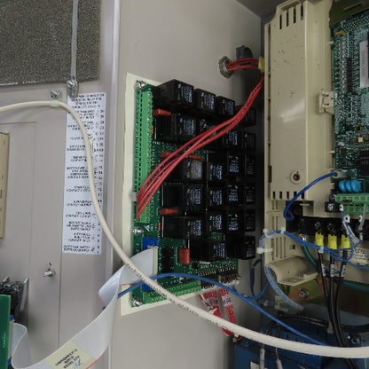 Yaskawa E7BVB021XWU E7 AC Drive W/Bypass 480V 3PH Input 0-480V Output 21.0 Amps