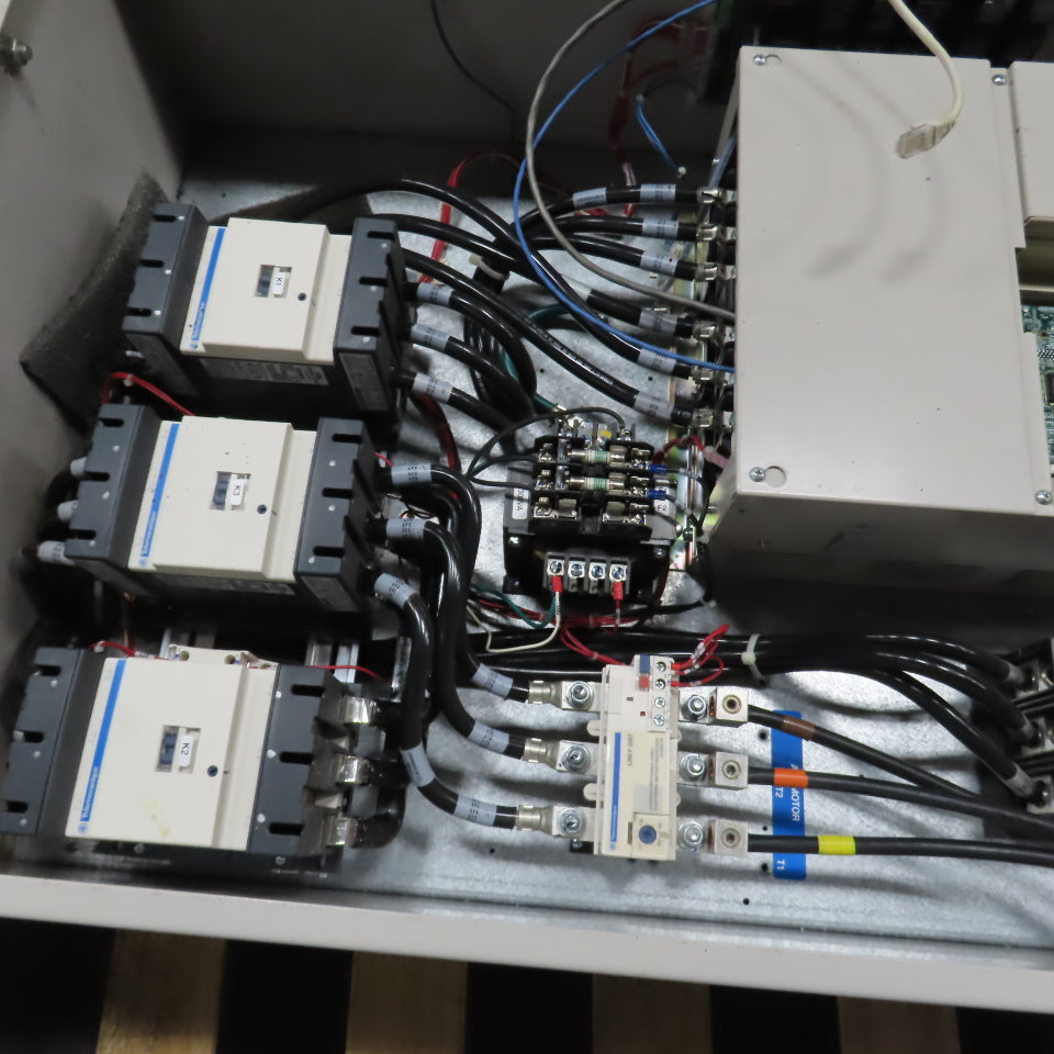 Yaskawa E7 AC Drive W/Bypass 480V 3PH Input 0-480V Output 96.0 Amps